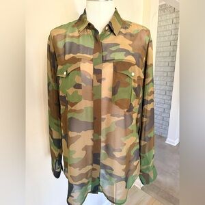 Banana Republic Sheer Camo Button Down Blouse Large Women’s